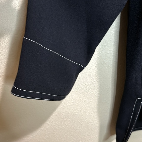 NWT Zara XS button accent blouse - Picture 3 of 9